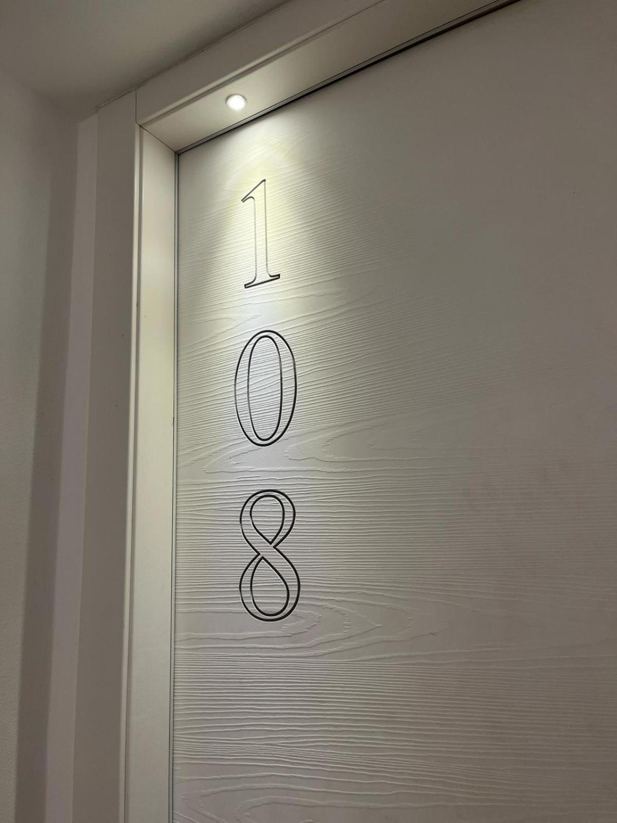Harmony Residence เซลวีโน ภายนอก รูปภาพ